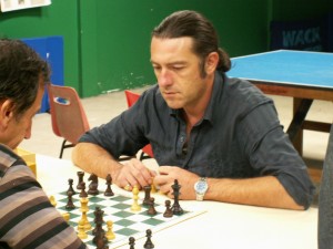 ÉRIC DIDIER, CHAMPION DU RHÔNE FSGT, DEVANT TROIS AUTRES ACELIENS.